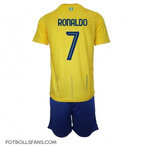 Al-Nassr Cristiano Ronaldo #7 Replika Hemmatröja Barn 2023-24 Kortärmad (+ Korta byxor)